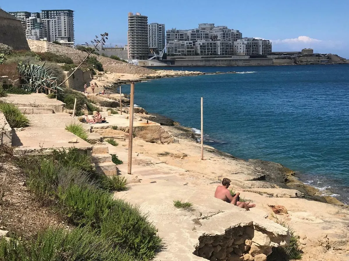 Pilgrim'S Rest Apartments Gzira